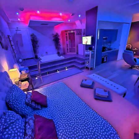 Loft & Spa Privatif ディジョン エクステリア 写真