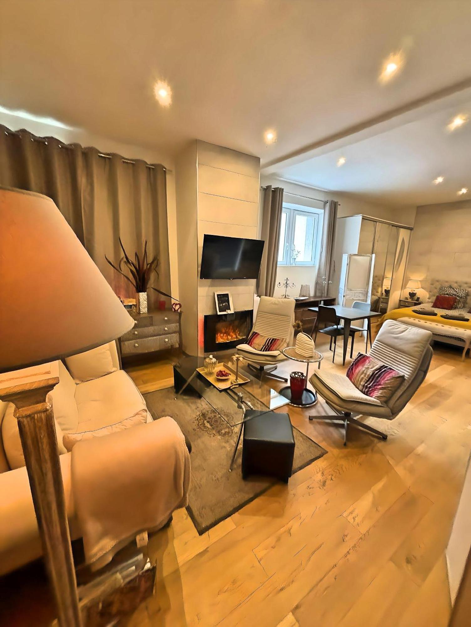 Loft & Spa Privatif ディジョン エクステリア 写真